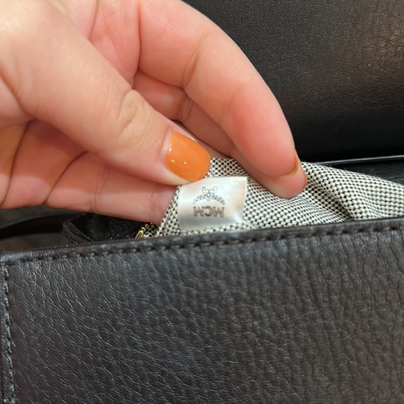 MCM snake skin print crossbody - Picture 12 of 17